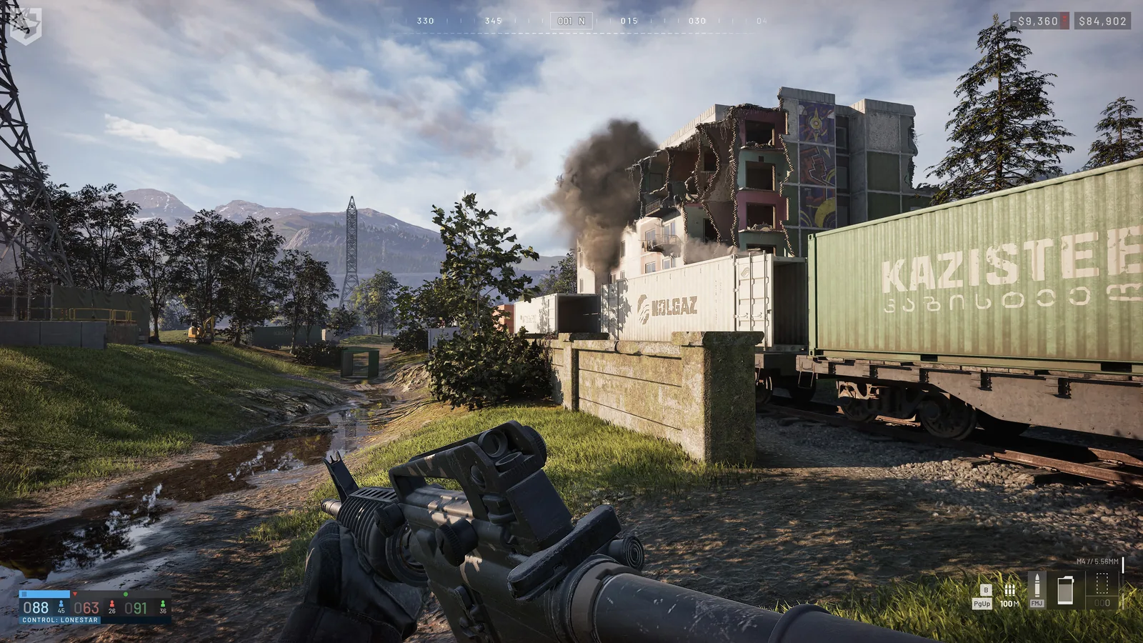 Infantry approaching a contested district in WARDOGS